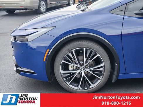 Used 2024 Toyota Prius Limited image 9