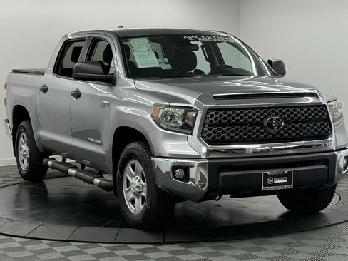 Used 2020 Toyota Tundra SR5 w/ SR5 Upgrade Package image 5