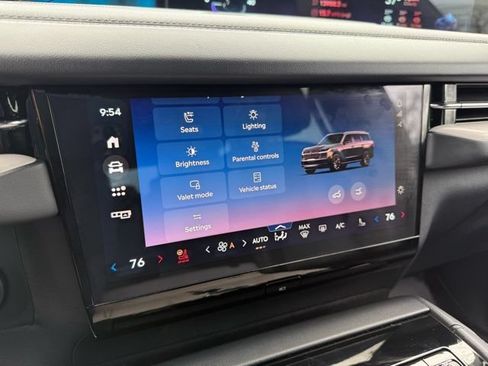 Used 2025 Lincoln Navigator Reserve w/ Jet Appearance Package AWD/4WD image 43