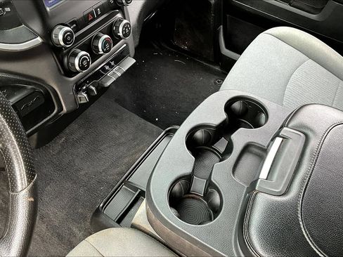 Used 2022 RAM 2500 Big Horn w/ Cold Weather Group AWD/4WD image 18