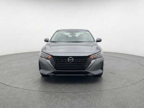 Used 2025 Nissan Sentra SV FWD image 2