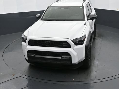 Used 2025 Toyota 4Runner TRD Off-Road image 27