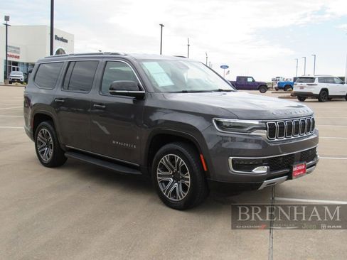 Used 2024 Jeep Wagoneer Series II AWD/4WD image 8
