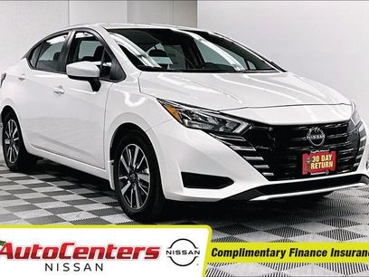 New 2025 Nissan Versa SV w/ Trunk Package