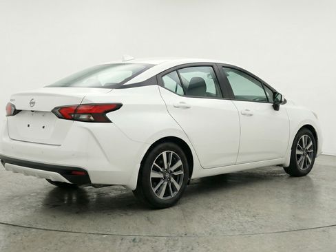 Used 2025 Nissan Versa SV FWD image 9