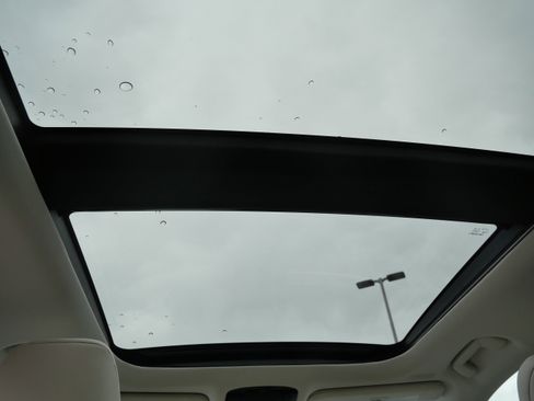 Used 2024 Lexus RX 350 w/ Convenience Package image 19