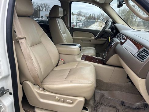 Used 2010 Chevrolet Tahoe LTZ image 25