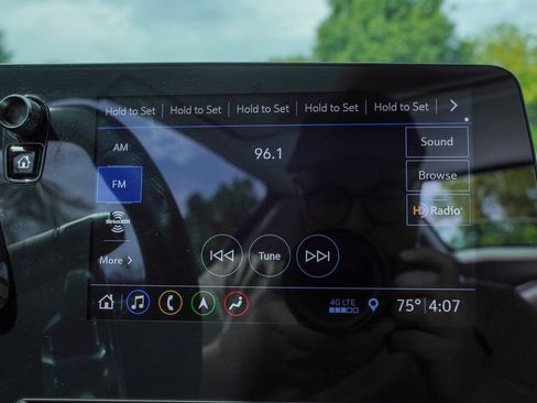 Used 2020 Chevrolet Corvette Stingray Premium Conv w/ 3LT Preferred Equipment Group RWD image 23
