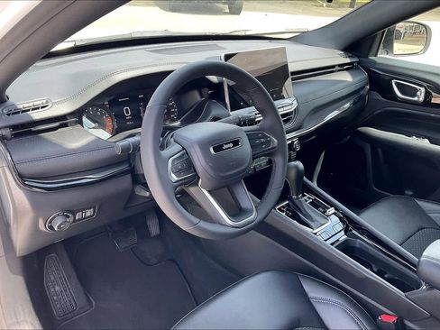 New 2026 Jeep Compass Latitude AWD/4WD image 8