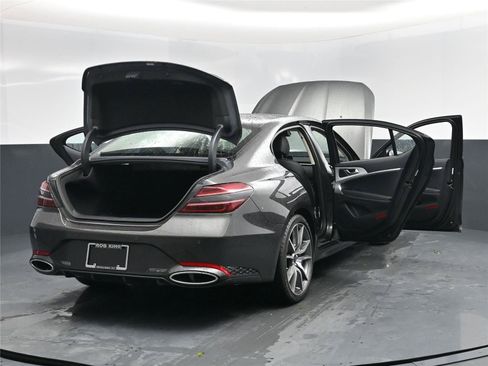 Used 2026 Genesis G70 2.5T Prestige image 19