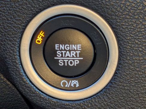 Used 2023 Dodge Charger SXT image 19