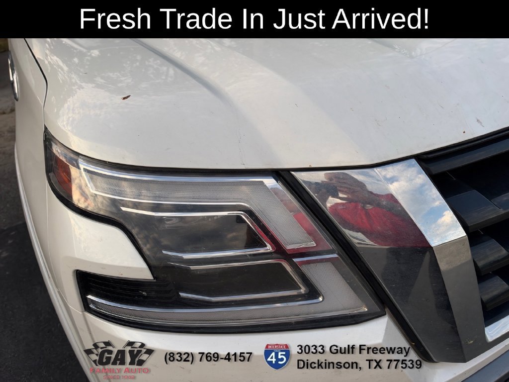 Used 2024 Nissan Armada Platinum w/ Captain's Chairs Package AWD/4WD image 5