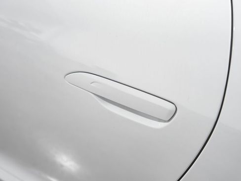Used 2020 Porsche 911 Carrera RWD image 43
