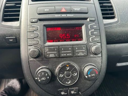 Used 2012 Kia Soul FWD image 13