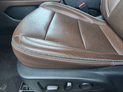 Used 2024 Chevrolet Tahoe High Country w/ Advanced Technology Package image 21