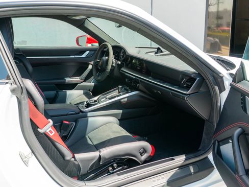 Used 2024 Porsche 911 GT3 RS image 10