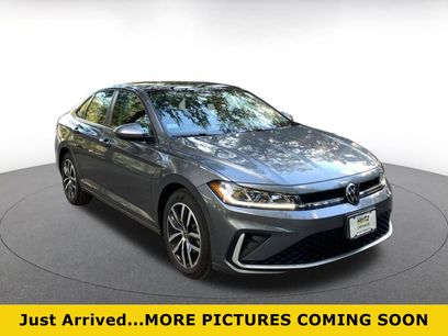 Used 2025 Volkswagen Jetta SE