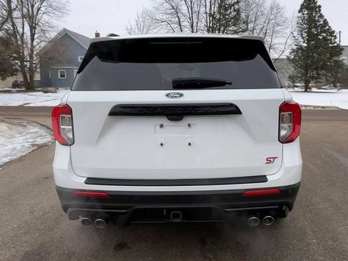 Used 2020 Ford Explorer ST w/ ST Street Pack image 4