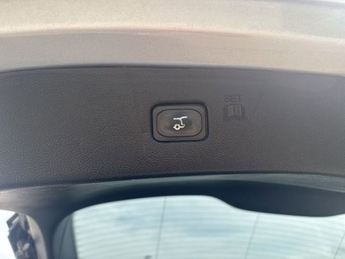 Used 2024 Ford Edge Titanium AWD/4WD image 13