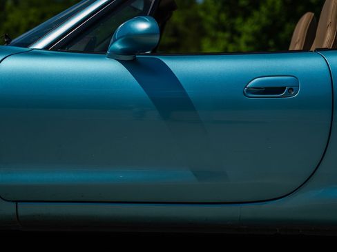 Used 2001 MAZDA MX-5 Miata RWD image 30