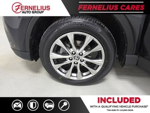 Used 2016 Toyota RAV4 Limited image 14