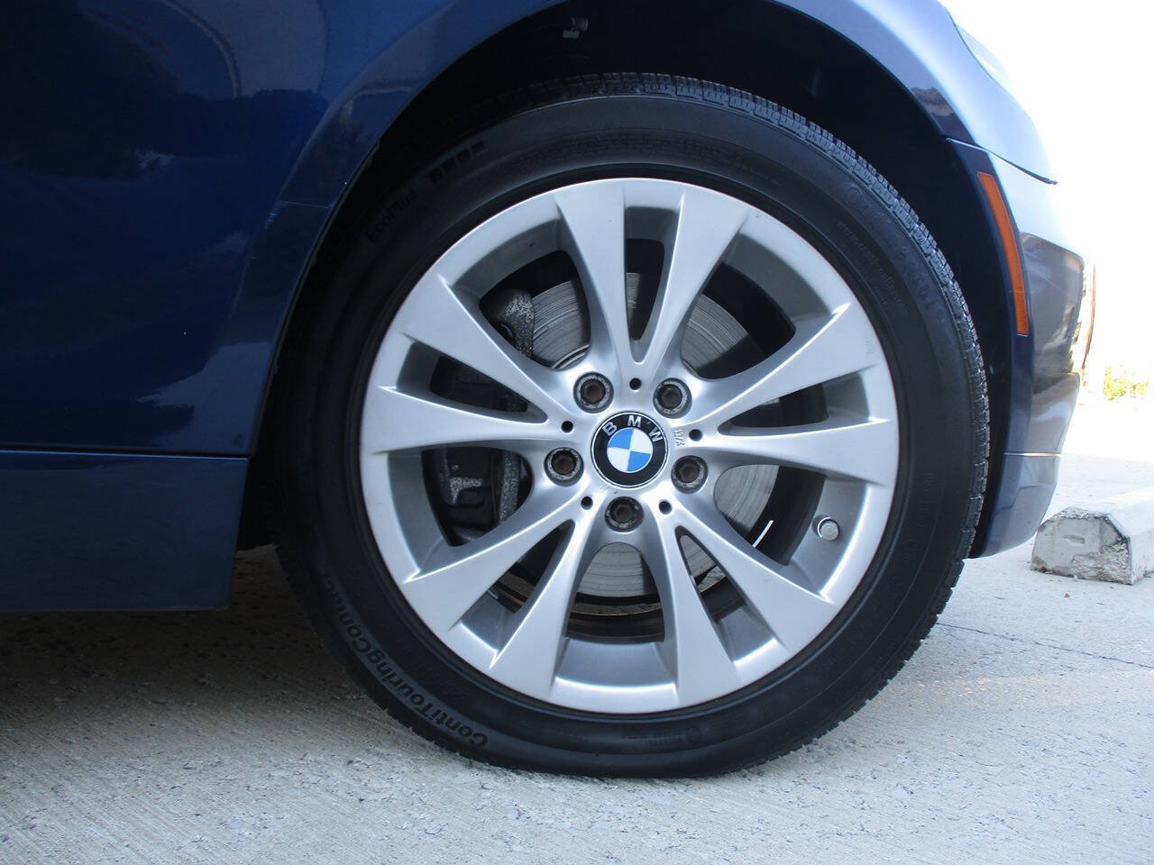 Used 2010 BMW 535i xDrive Sedan AWD/4WD image 42