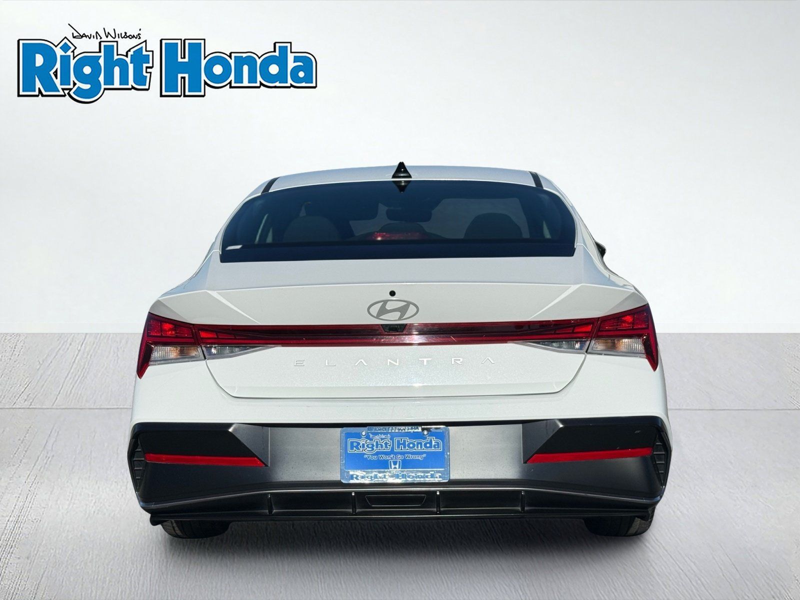 Used 2025 Hyundai Elantra SEL FWD image 7