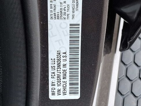 Used 2022 RAM 1500 Laramie AWD/4WD image 27