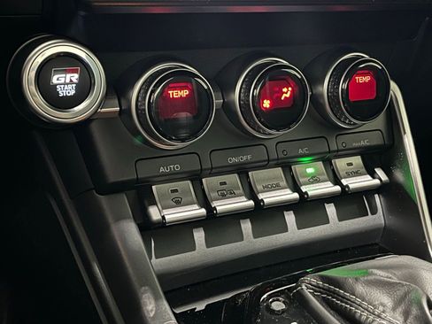 New 2026 Toyota GR86 Premium RWD image 20