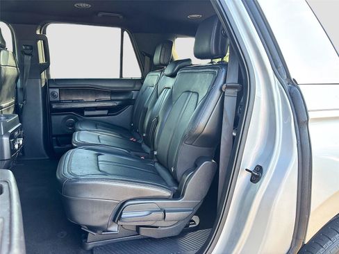 Used 2019 Ford Expedition Max Limited RWD image 25