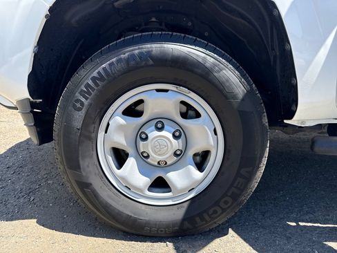 Used 2019 Toyota Tacoma SR RWD image 27