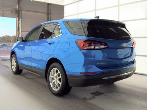 Used 2024 Chevrolet Equinox LT AWD/4WD image 4