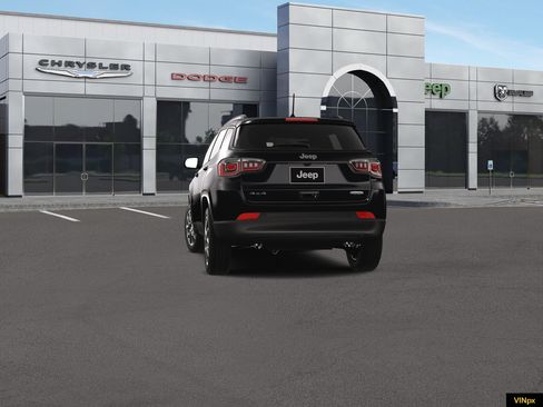 New 2026 Jeep Compass Latitude w/ Sun and Sound Group AWD/4WD image 26