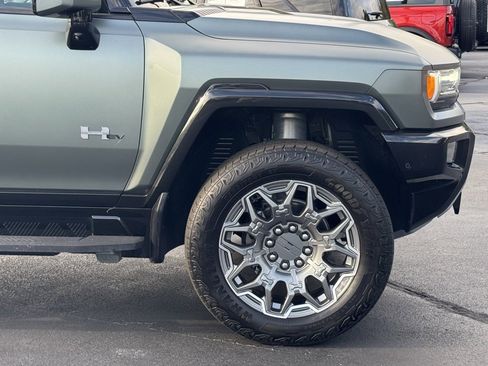 Used 2024 GMC Hummer EV 3X image 49