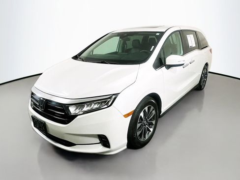 Used 2023 Honda Odyssey EX-L image 3