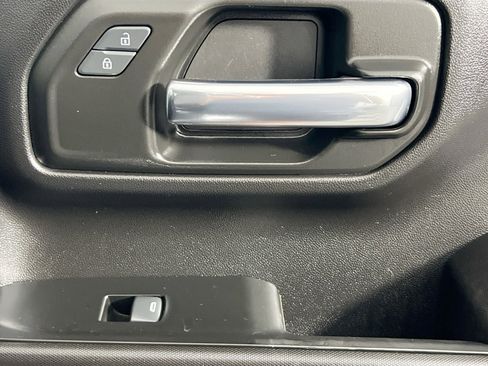 Used 2024 Chevrolet Silverado 1500 Custom image 32