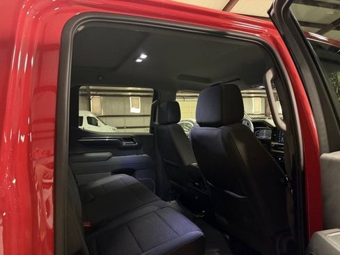 Used 2024 Chevrolet Silverado 1500 LT Trail Boss w/ Convenience Package II image 14