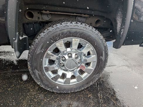 Used 2016 GMC Sierra 2500 Denali w/ Duramax Plus Package image 24