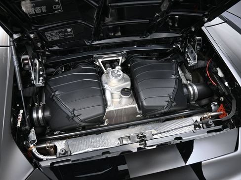 Used 2022 Lamborghini Huracan EVO RWD image 26