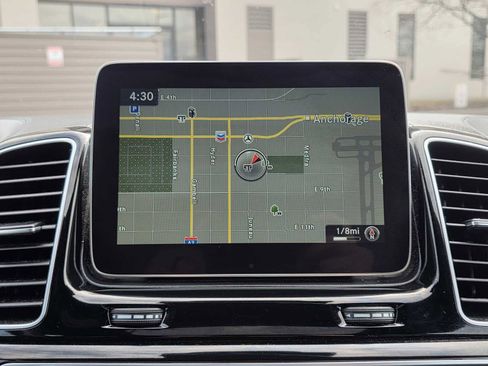 Used 2019 Mercedes-Benz GLS 450 4MATIC image 33