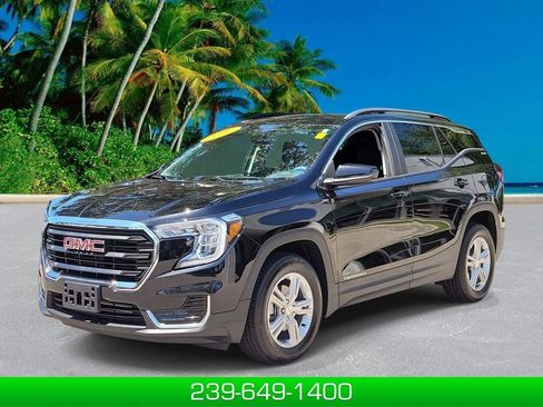 Certified 2022 GMC Terrain SLE w/ Driver Convenience Package AWD/4WD image 1