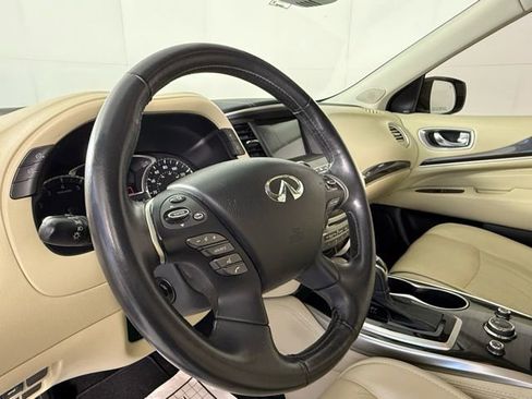 Used 2019 INFINITI QX60 Luxe w/ Essential Package image 15