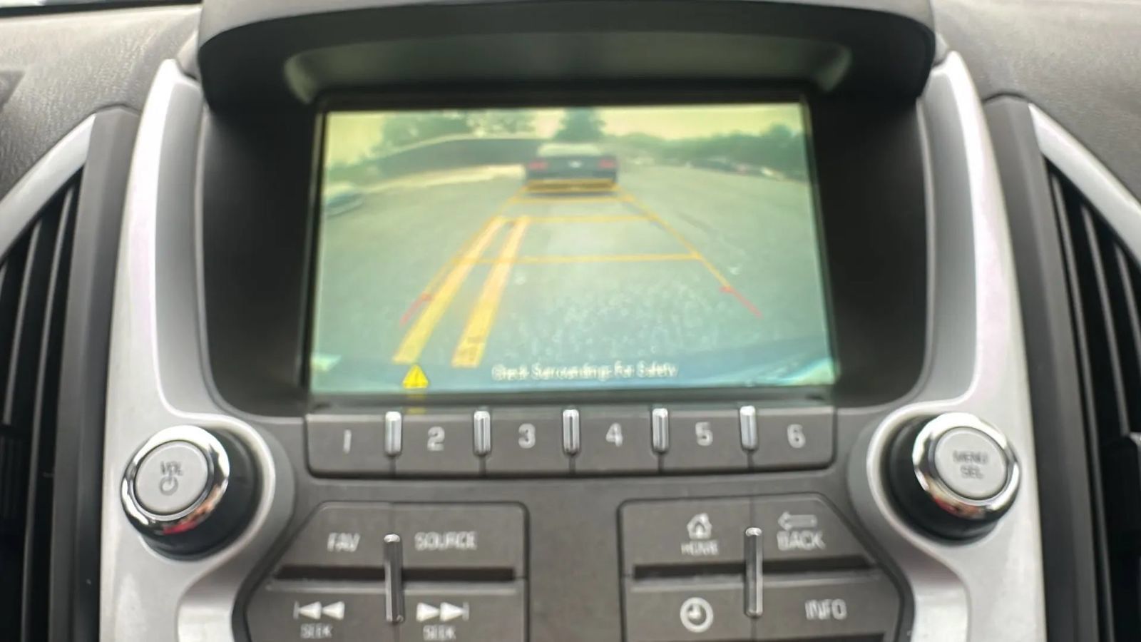 Used 2015 GMC Terrain SLE FWD image 21
