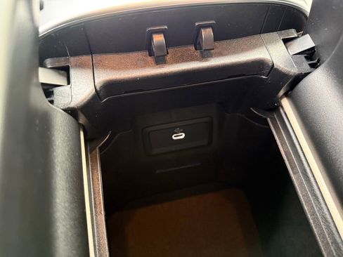 Used 2026 Mercedes-Benz GLC 300 4MATIC image 30