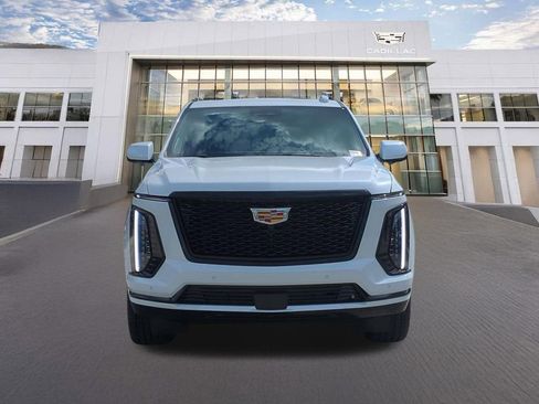 Used 2026 Cadillac Escalade ESV Platinum Sport w/ LPO, Floor Liner Package AWD/4WD image 2