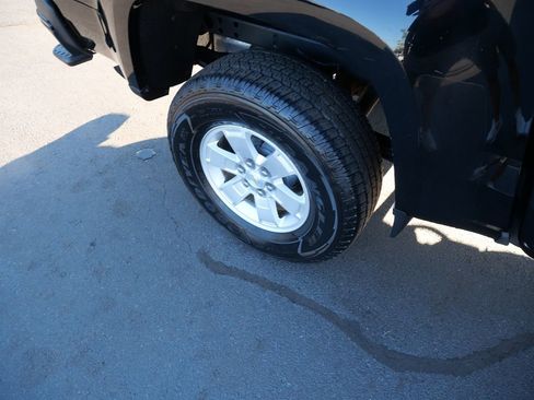 Used 2018 Chevrolet Colorado W/T w/ WT Convenience Package image 32