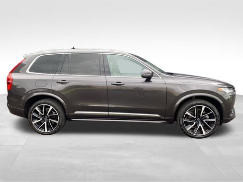 Used 2023 Volvo XC90 B6 Plus w/ Protection Package image 3