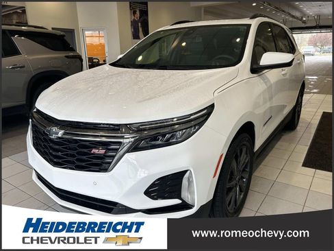 Used 2023 Chevrolet Equinox RS w/ LPO, Floor Liner Package image 6