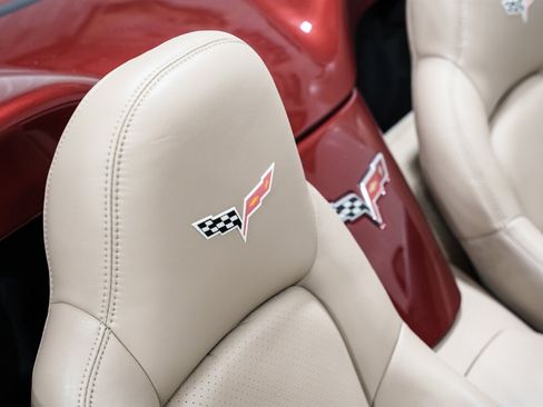 Used 2008 Chevrolet Corvette Convertible w/ Preferred Equipment Group RWD image 26