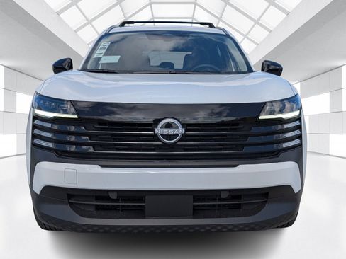 New 2026 Nissan Kicks SV w/ SV Premium Package image 2